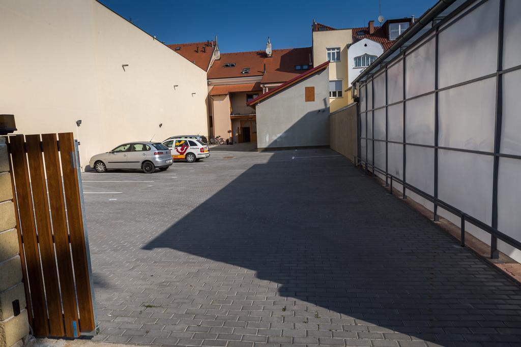 Penzion Longus Kyjov  Kültér fotó